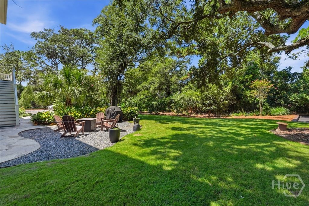 Image 3 of property listing at 13 Solomon Avenue, Tybee Island, GA 31328