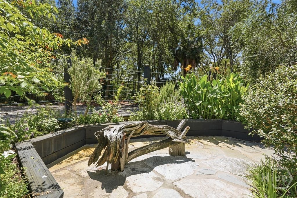 Image 43 of property listing at 13 Solomon Avenue, Tybee Island, GA 31328