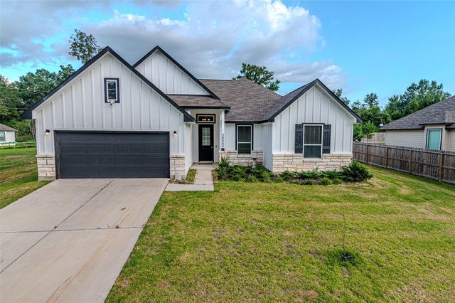 26553 Doe Lane, Hempstead, TX 77445