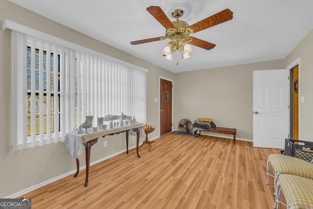 118 Wayne Circle, Hartwell, GA 30643