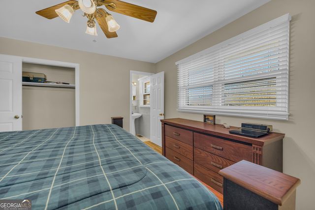 118 Wayne Circle, Hartwell, GA 30643