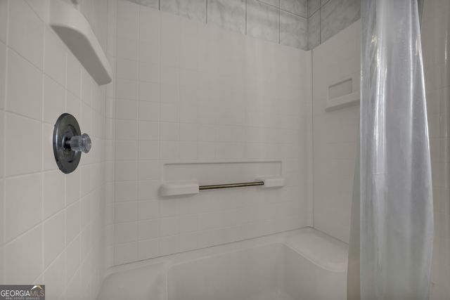 118 Wayne Circle, Hartwell, GA 30643