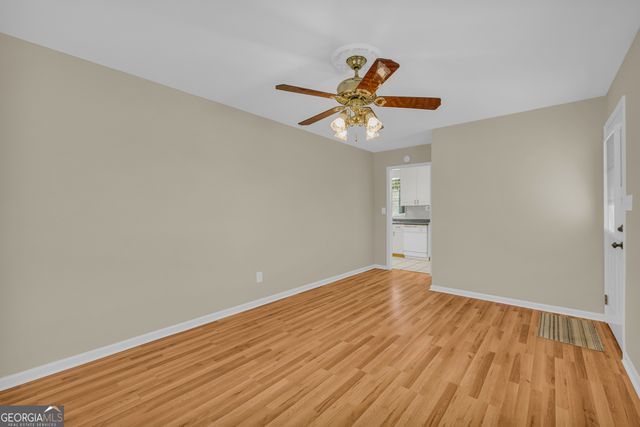 118 Wayne Circle, Hartwell, GA 30643