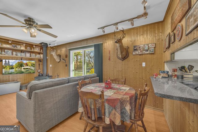 118 Wayne Circle, Hartwell, GA 30643