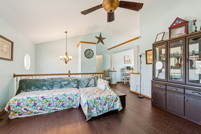 43144 N Lake Avenue, Antioch, IL 60002