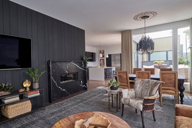 515 E 1st 8, Boston, MA 02127