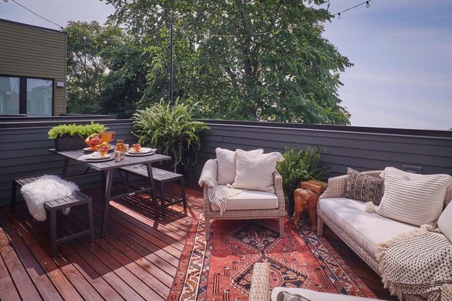 515 E 1st 8, Boston, MA 02127