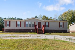 801 Maynard Boulevard, Jacksonville, NC 28546