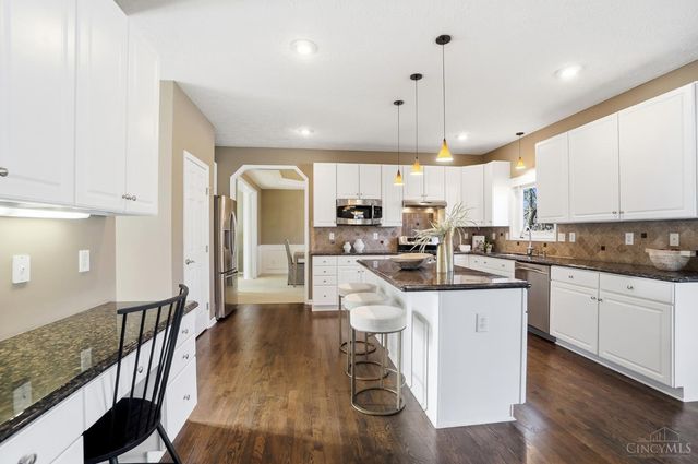 7527 Providence Woods Court, West Chester, OH 45069