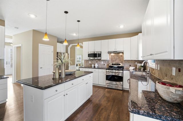 7527 Providence Woods Court, West Chester, OH 45069