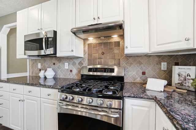 7527 Providence Woods Court, West Chester, OH 45069