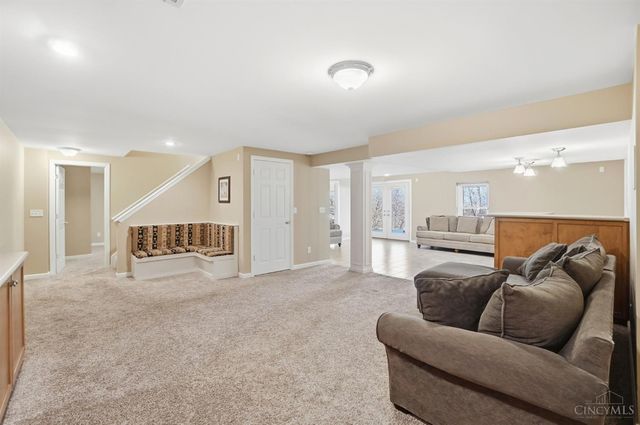 7527 Providence Woods Court, West Chester, OH 45069