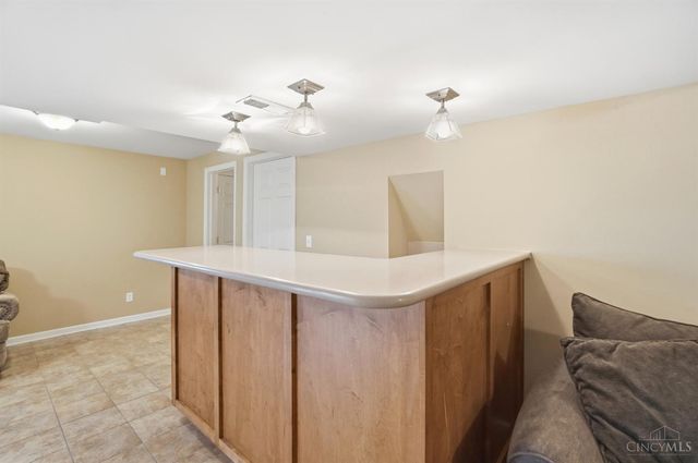 7527 Providence Woods Court, West Chester, OH 45069