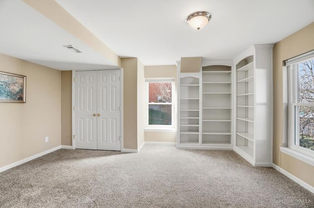 7527 Providence Woods Court, West Chester, OH 45069