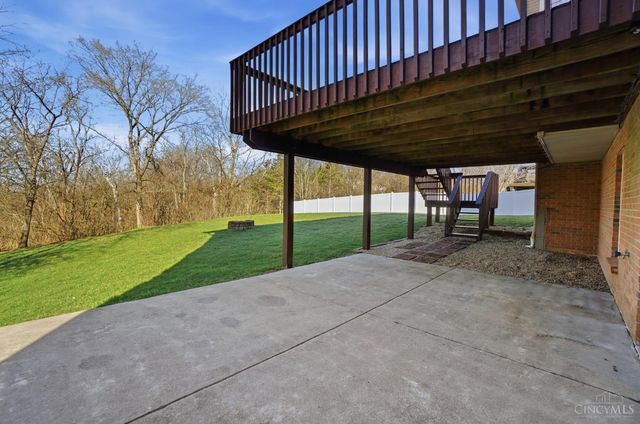 7527 Providence Woods Court, West Chester, OH 45069