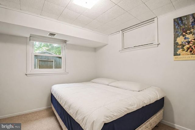 3840 PINEWOOD TER, Falls Church, VA 22041