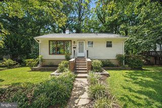 3840 PINEWOOD TER, Falls Church, VA 22041