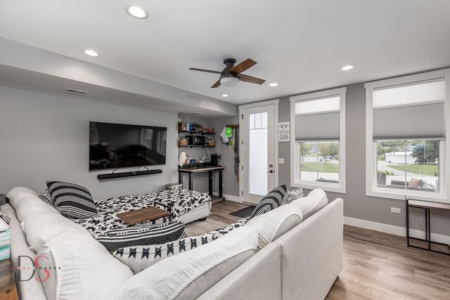 100 Great Loop Drive #40, Ottawa, IL 61350