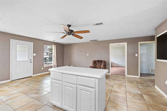 25 Erin Drive, Pottsboro, TX 75076