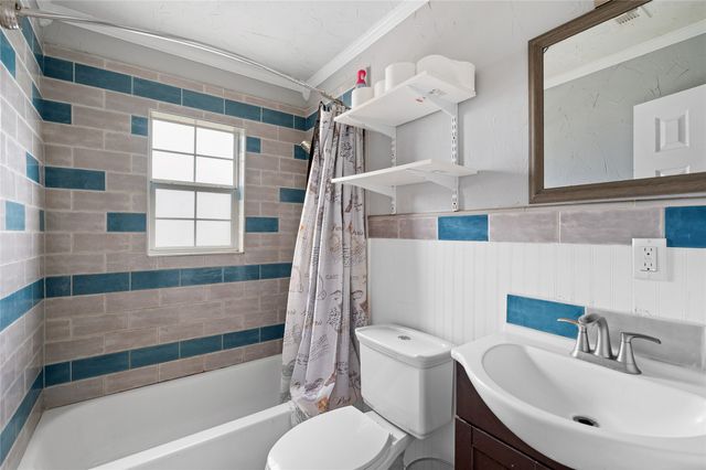 25 Erin Drive, Pottsboro, TX 75076