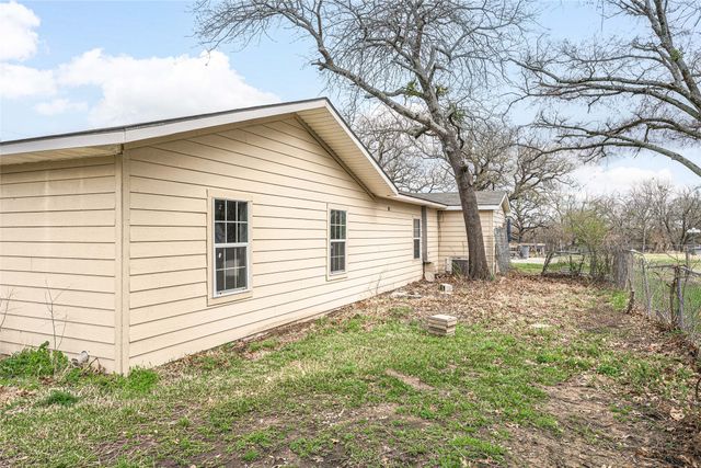 25 Erin Drive, Pottsboro, TX 75076