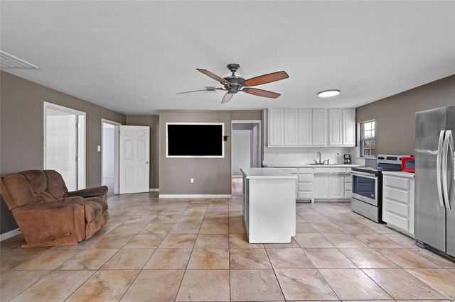 25 Erin Drive, Pottsboro, TX 75076