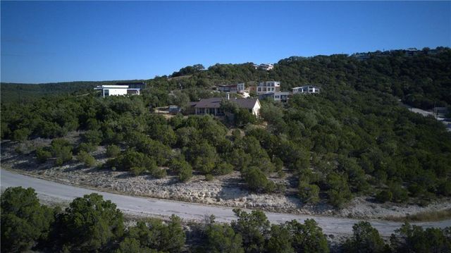8523 Bronco LN, Lago Vista, TX 78645
