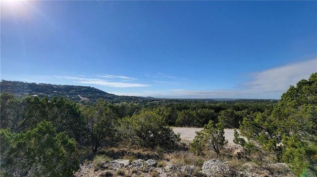 8523 Bronco LN, Lago Vista, TX 78645