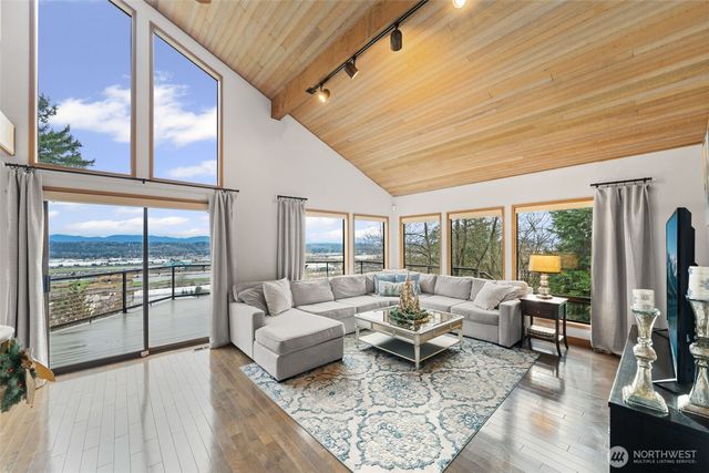 2432 T Street NW, Auburn, WA 98001