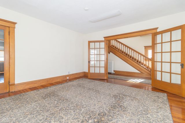 621 N State Street, Greenfield, IN 46140