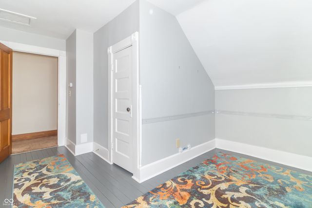 621 N State Street, Greenfield, IN 46140