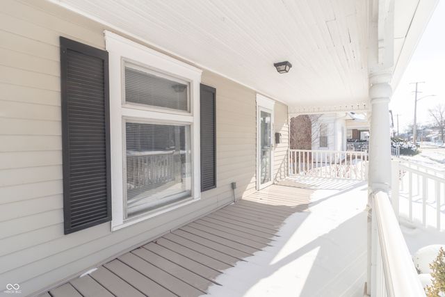 621 N State Street, Greenfield, IN 46140