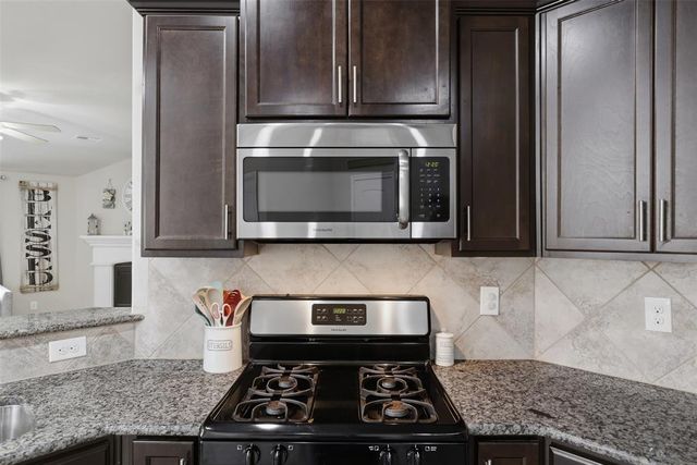11320 NW 94th Street, Yukon, OK 73099