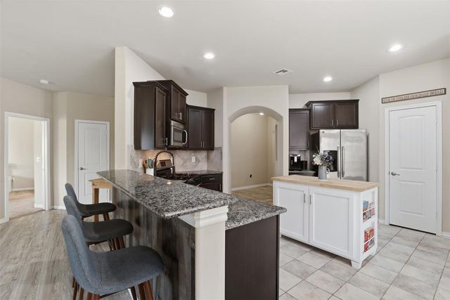 11320 NW 94th Street, Yukon, OK 73099