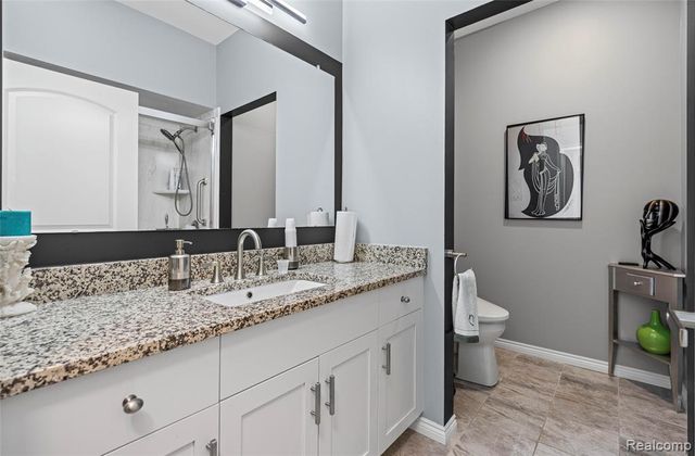 30289 Berghway Trail, Warren, MI 48092