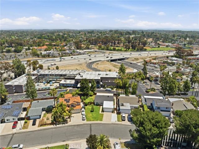 25152 La Suen, Laguna Hills, CA 92653