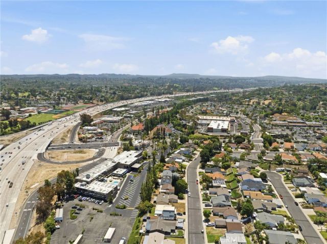 25152 La Suen, Laguna Hills, CA 92653