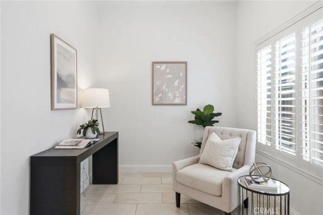 25152 La Suen, Laguna Hills, CA 92653