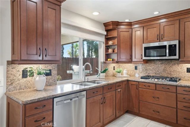 25152 La Suen, Laguna Hills, CA 92653