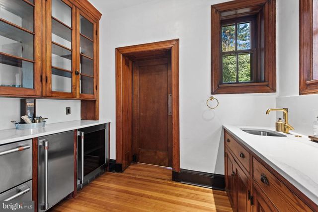504 OVERHILL RD, Baltimore, MD 21210