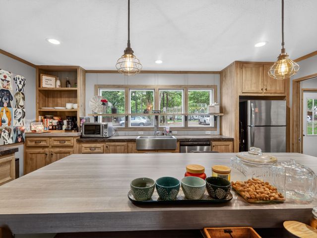 169 Broken Bow Lane, Quitman, TX 75783