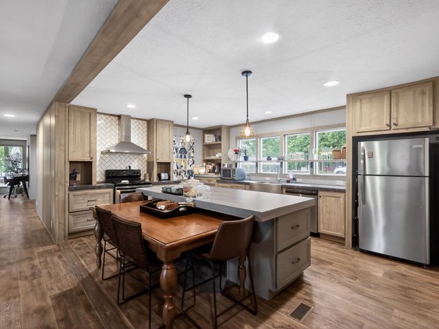 169 Broken Bow Lane, Quitman, TX 75783