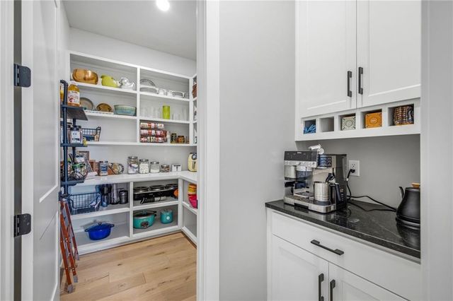 8422 NE 147th Street, Liberty, MO 64068