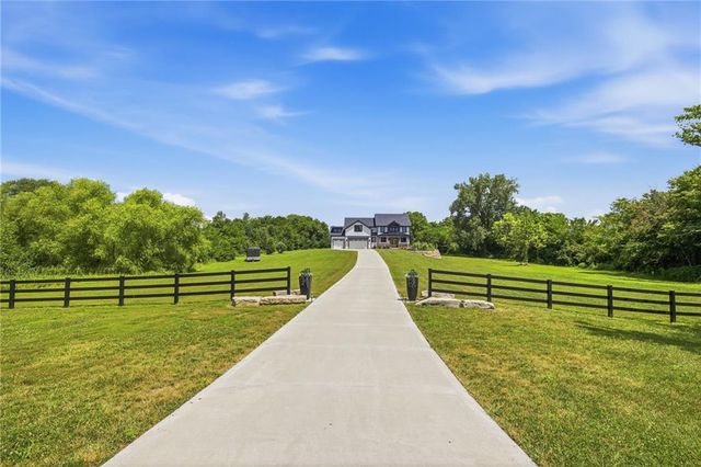 8422 NE 147th Street, Liberty, MO 64068