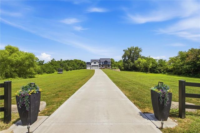 8422 NE 147th Street, Liberty, MO 64068