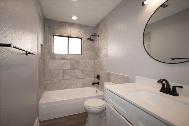 2314 Peaceful Valley Drive, Spring, TX 77373