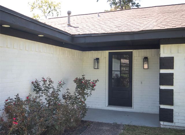 2314 Peaceful Valley Drive, Spring, TX 77373
