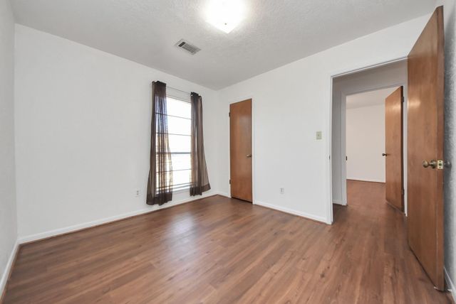 5316 Lorraine Drive, Baytown, TX 77521