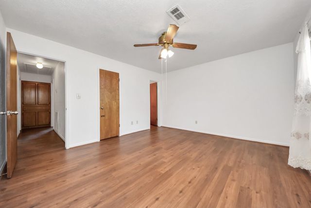 5316 Lorraine Drive, Baytown, TX 77521