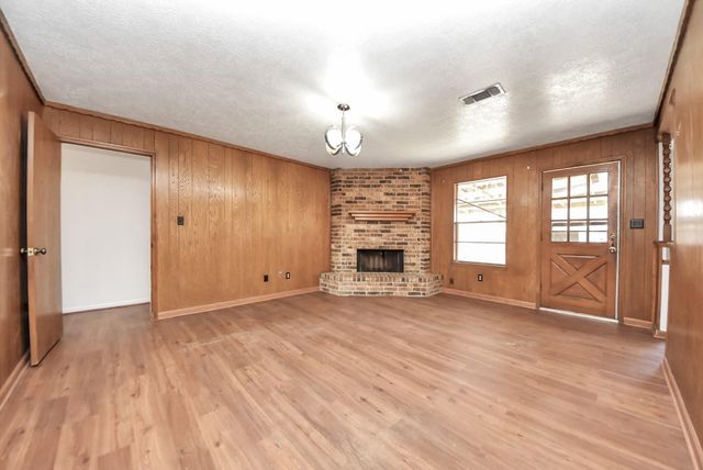 5316 Lorraine Drive, Baytown, TX 77521